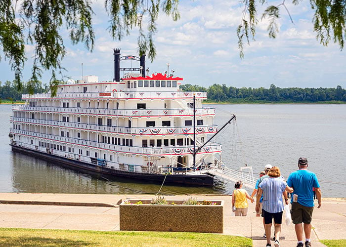 Mississippi River Paddle Boat Cruises American Cruise Lines